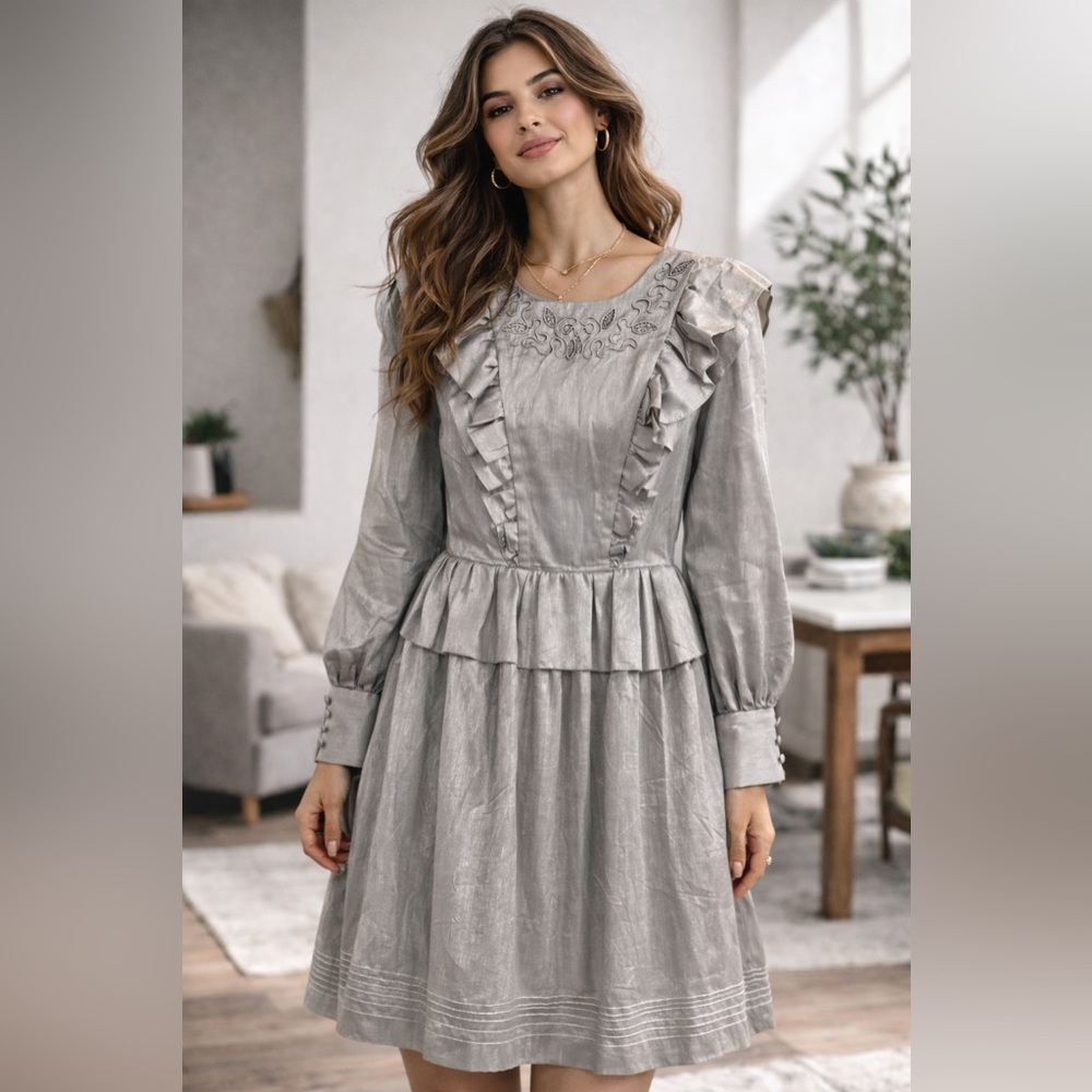 NWT Elegant Silver/Gray Women's Dress - Picture 1 of 8